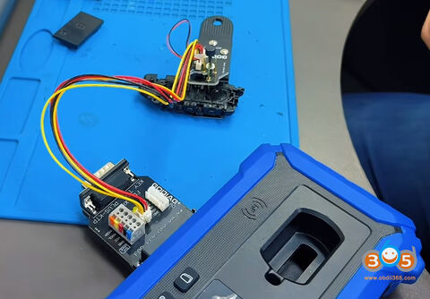 Illustration for Copy BMW 2023 BCP Key with Keydiy KD-X4 and Godiag Clip