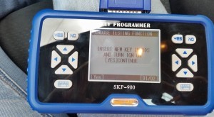 skp900 key programmer lancer 14 300x165-14