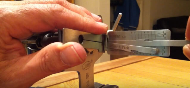 Lishi Locksmith Tools User Guide: How to Use Lishi 2 in 1
