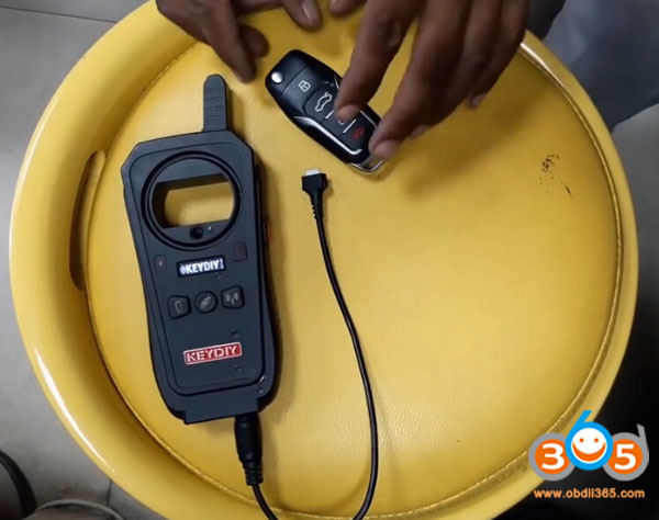 keydiy-kd-x2-Ssangyong-Rexton-1