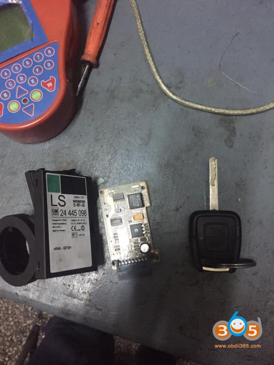 opel-astra-2004-add-key-1