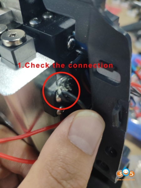 
			2M2 Tank Key Cutting Machine Cutter and PIN Lost Connection Solution		