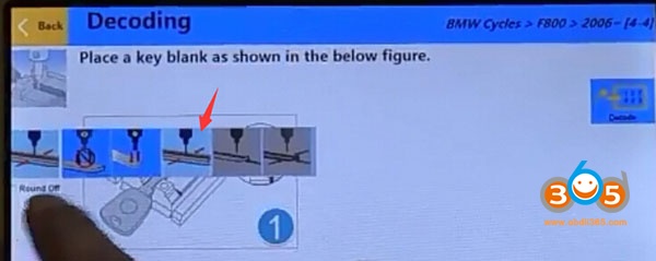 
			BMW Automobile & Motorcycle Key Cutting by SEC-E9 Key Machine		