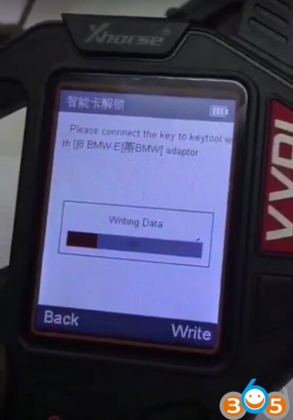 
			BMW Remote PCF7945 Renew and Unlock with VVDI Key Tool and Tango		