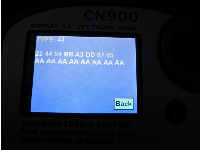 
			CN900 key programmer read and write Benz W140 chip		