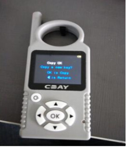 
			Handy baby key programmer copy 4D chip guide		