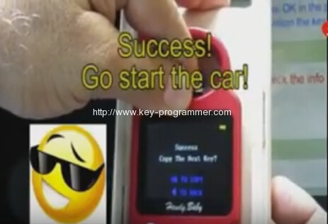 
			Handy baby key programmer copy Toyota G chip		