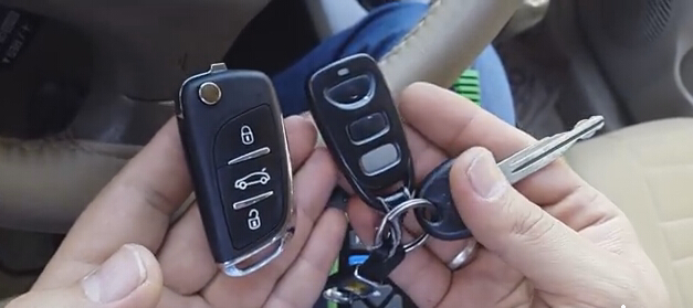 
			How to Program Hyundai Tucson 2007 Remote Key		