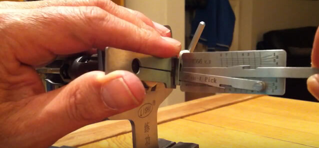 
			Lishi Locksmith Tools User Guide: How to Use Lishi 2 in 1		