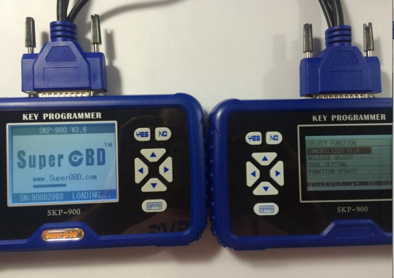 
			Original SuperOBD SKP900 vs. clone SKP900 key programmer		