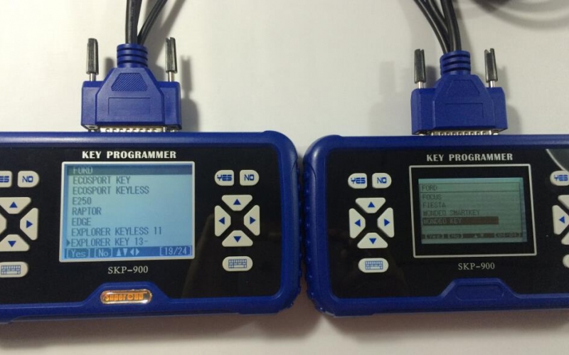 
			Original SuperOBD SKP900 vs. clone SKP900 key programmer		