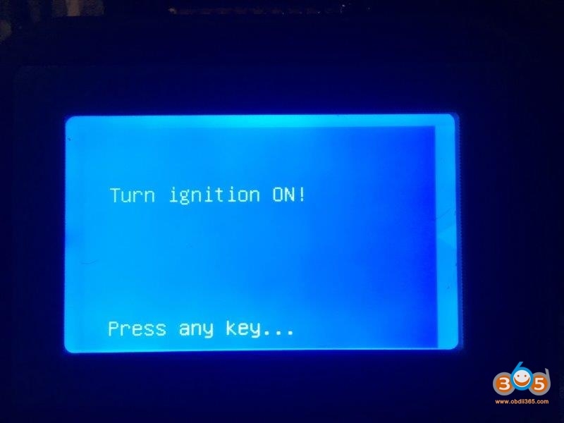 
			Program 2004 Honda S2000 Key with CK100 Key Programmer		