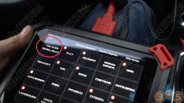 
			Program Audi A4 2012 IMMO5 Smart Remote Key by Xtool X100 Pad2		