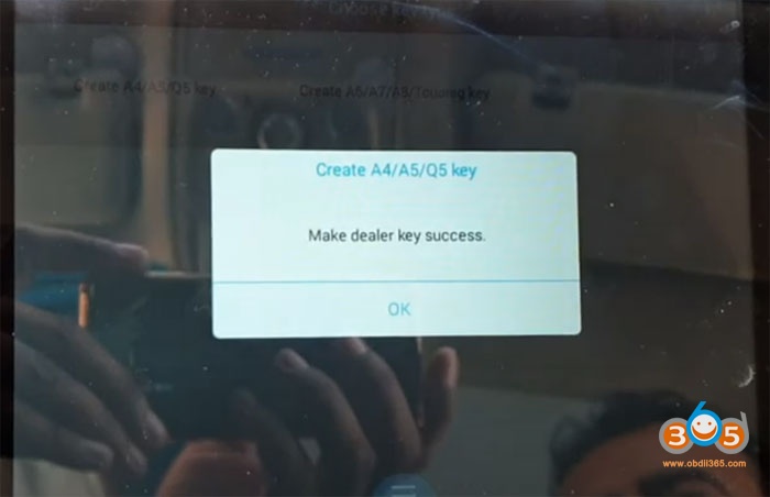 
			Program Audi Q5 5th IMMO Key with Xtool X100 PAD2		