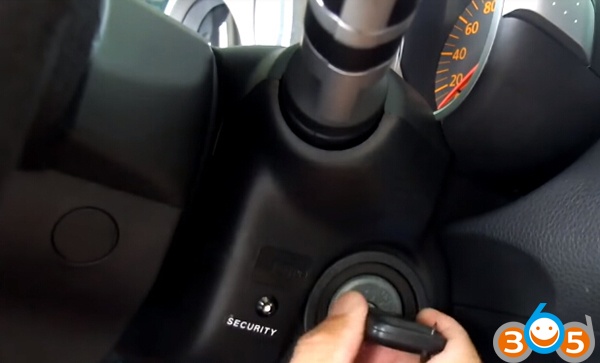 
			Program Nissan Fairlady 350Z Remote Key with Keydiy KD900+		