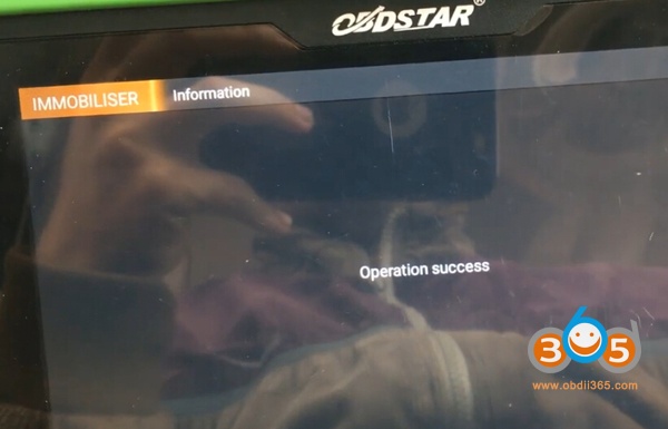 
			Program Nissan Navara 2-Button Remote with OBDSTAR X300 DP PLUS		