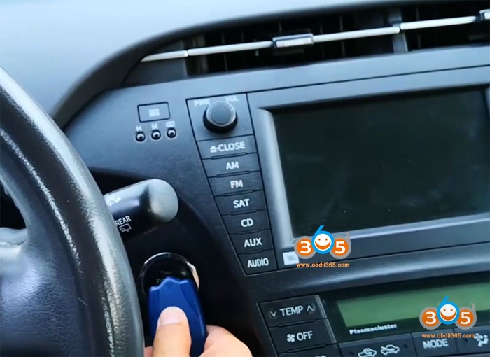 
			Program Toyota Prius 2011 All Smart Key Lost by Lonsdor K518 and LKE Emulator		