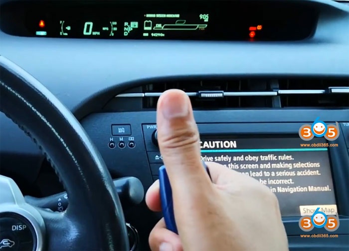 
			Program Toyota Prius 2011 All Smart Key Lost by Lonsdor K518 and LKE Emulator		
