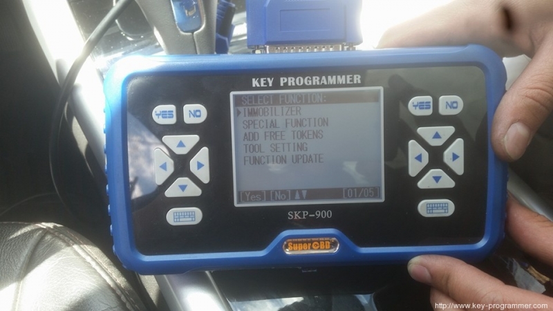 
			SKP900 key programmer adds a Ford Edge key successfully		