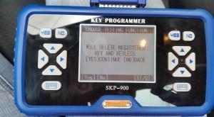 
			SKP900 programmed Mitsubishi Lancer 2012 key successfully		