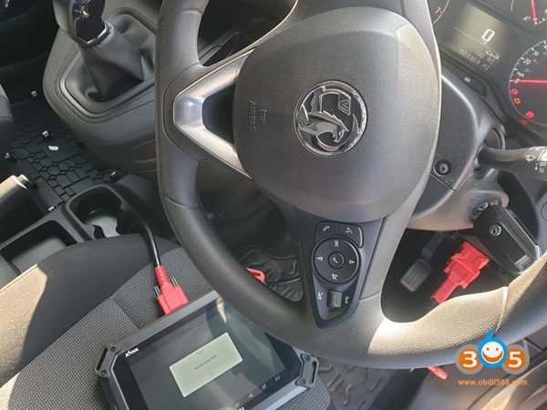 
			Xtool X100 PAD2 Read 2019 Vauxhall Combo Pin Code		