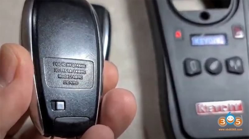 
			How to Unlock Subaru 4D or 8A Smart Key with Keydiy KD-X2?		