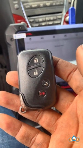 
			Autel IM608 Unlock and Program Lexus ES350 Key		