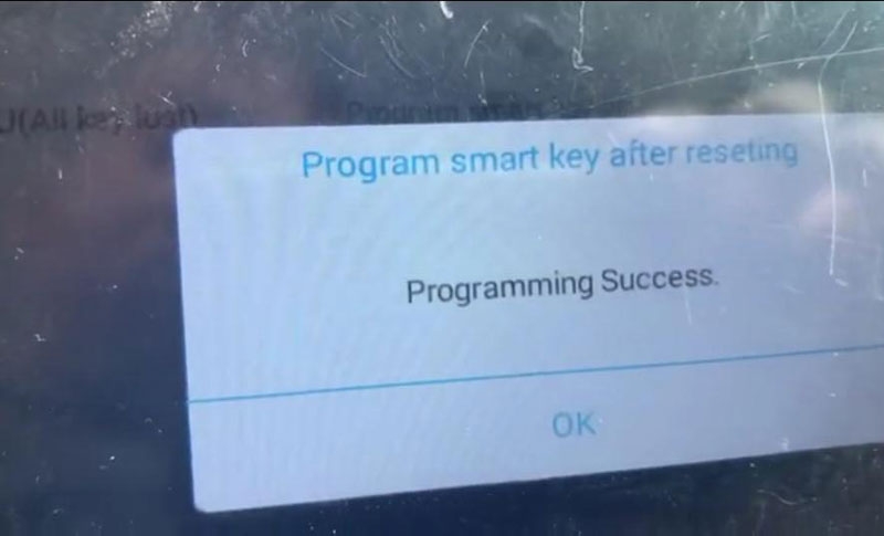 
			Program Toyota Prius 2010-2018 All Keys Lost with Xtool X100 PAD		