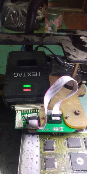 
			Hextag Programmer Clone BMW ME 9.2.2 ECU Success		