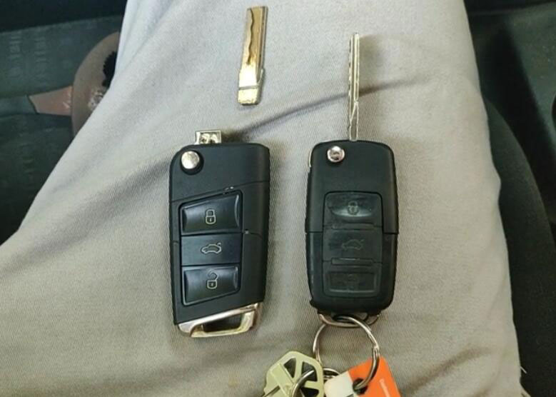 
			Xtool VAG401 Retrieve SKC PIN and Program Key on VW Golf MK4		