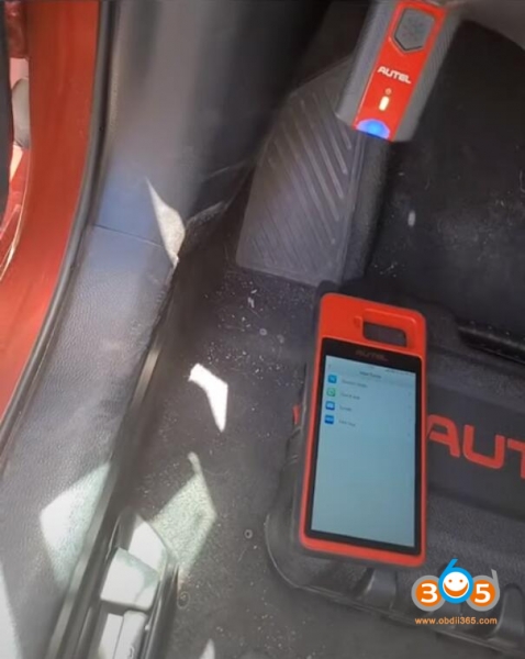 
			Autel KM100 Program 2020 Toyota Corolla Flip All Keys Lost		