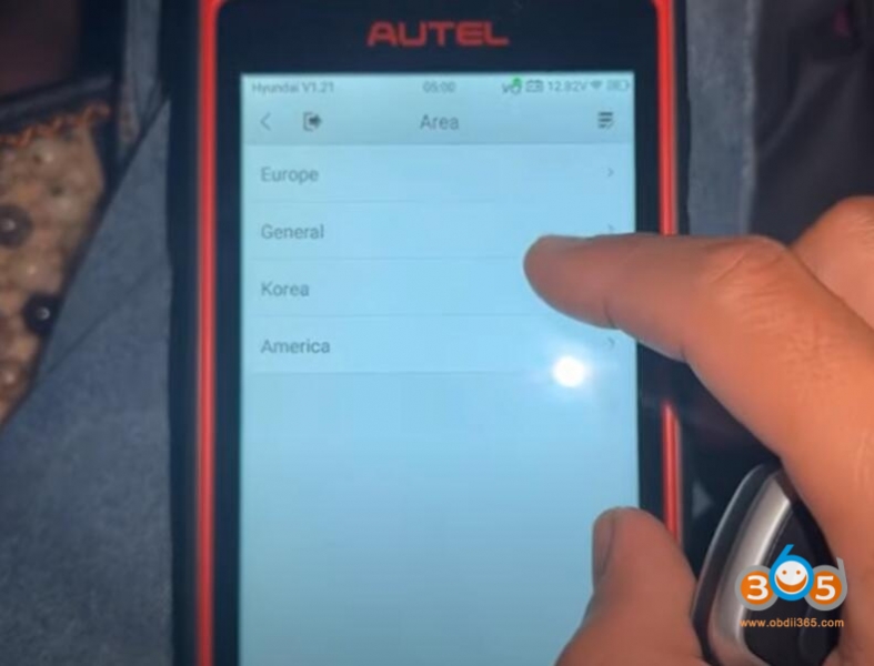 
			Autel KM100 Read PIN and Add Hyundai i10 2022 Smart Key		