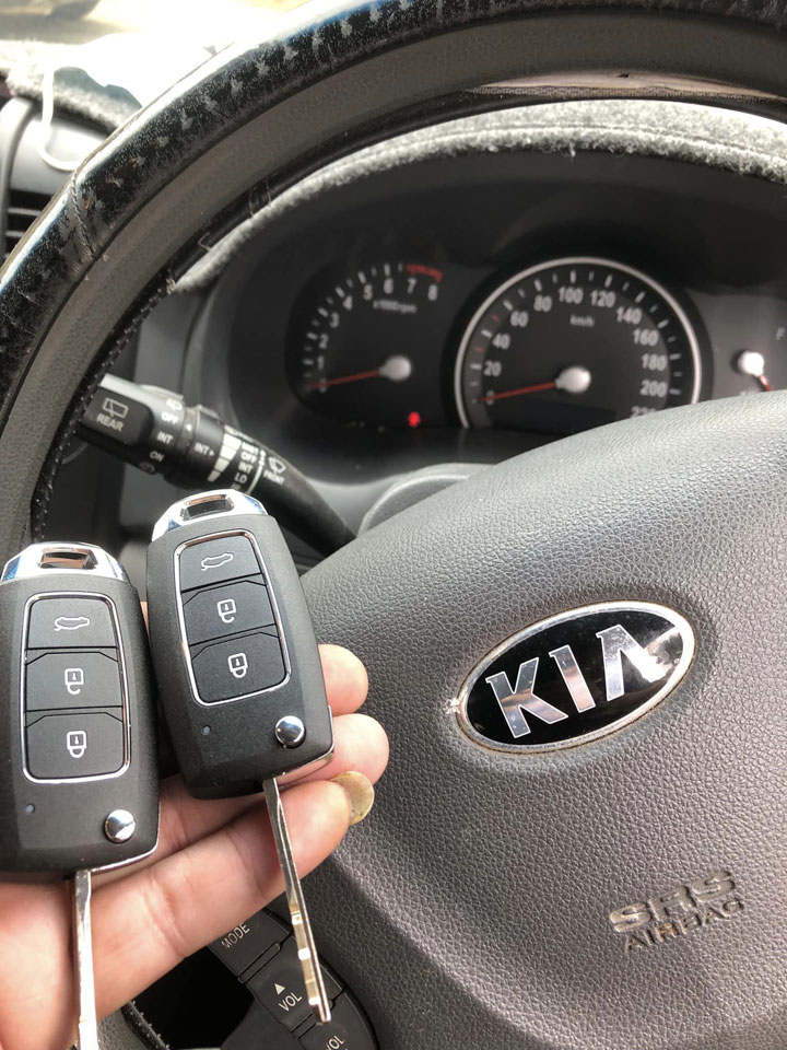 Autel Km100 2013 Kia Carnival 3