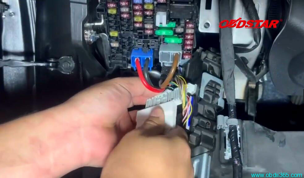 OBDSTAR X300 DP Plus Program 2019 Nissan Sylphy B18 Proximity 3