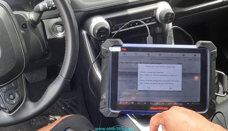 Autel IM608 Program Toyota RAV4 2023 All Keys Lost with APB112