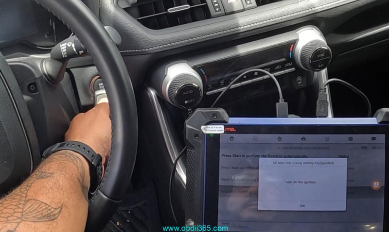 Autel IM608 Program Toyota RAV4 2023 All Keys Lost with APB112