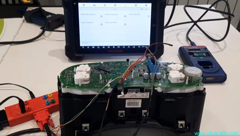 VW Golf 6 NEC24C64 AKL by Autel IM608 Service Mode with Gbox