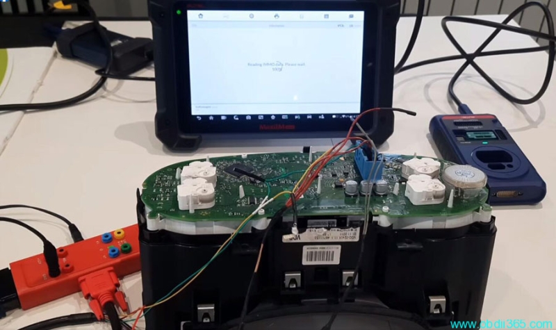 VW Golf 6 NEC24C64 AKL by Autel IM608 Service Mode with Gbox