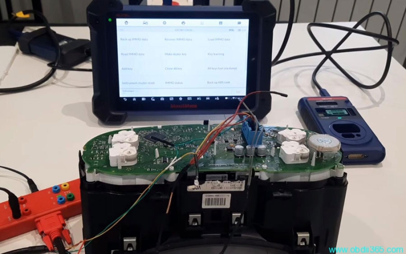 VW Golf 6 NEC24C64 AKL by Autel IM608 Service Mode with Gbox