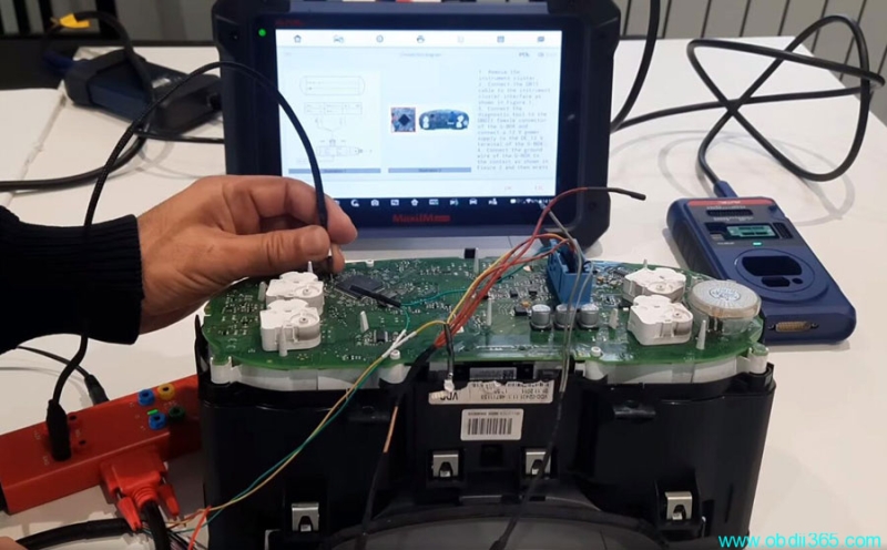 VW Golf 6 NEC24C64 AKL by Autel IM608 Service Mode with Gbox