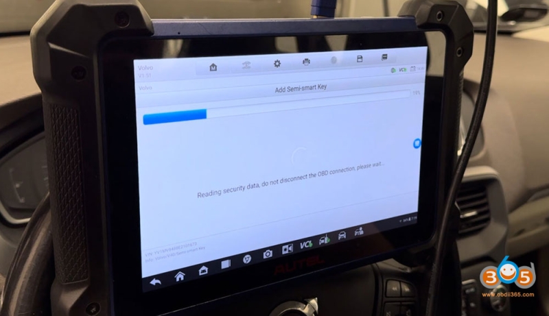 Autel IM608 Adds Volvo V40 2014 Semi-Smart Key via OBD