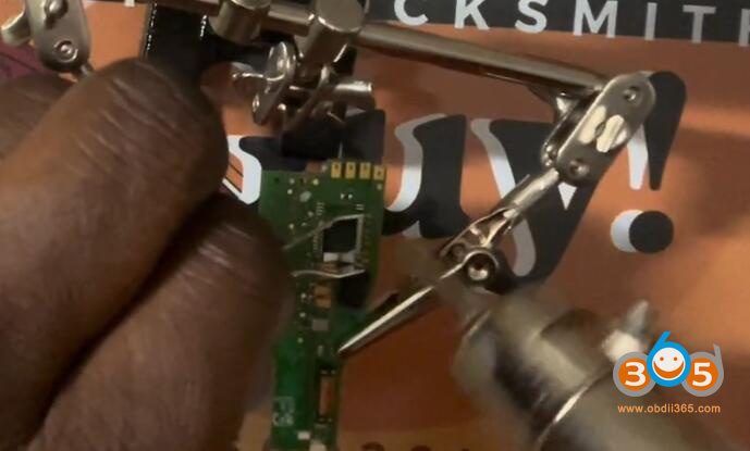 How to Unlock Mercedes NEC Key V57 with Autel IM508 & APB115?