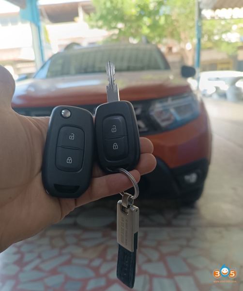 Program 2022 Dacia Duster Key with OBDSTAR G3 via OBD