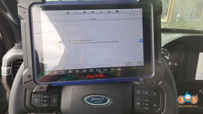 Autel IM608 Program 2023 Ford F-150 Key with APB131