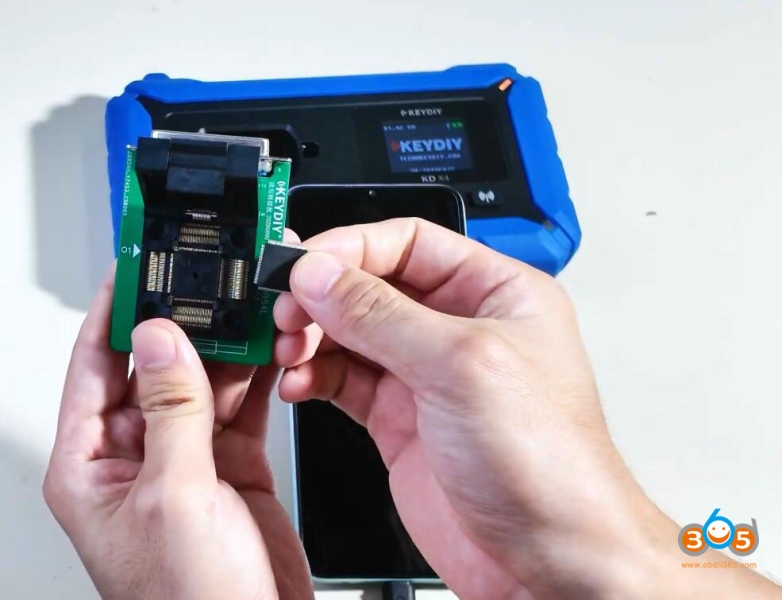 How to Use Keydiy JLR RFA SPC560 Chip Programming Socket?
