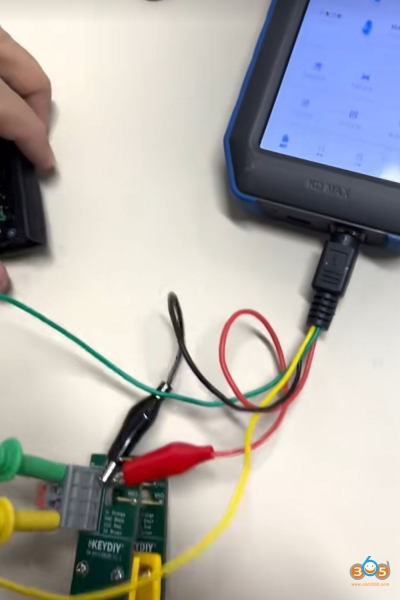 Keydiy KD-MAX Copy BMW BDC3 Key via Clip Adapter