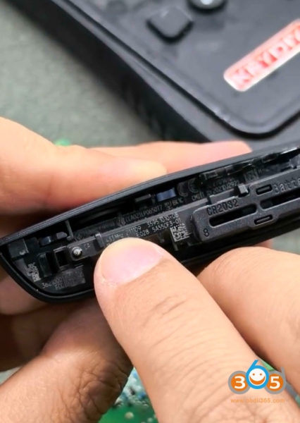 How to Tell BMW U Chassis BCP Key Frequency?