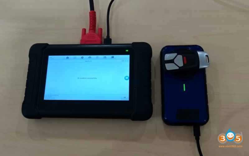 Autel IM508 IM608 Adds Audi MLB Key with APB300 Programmer