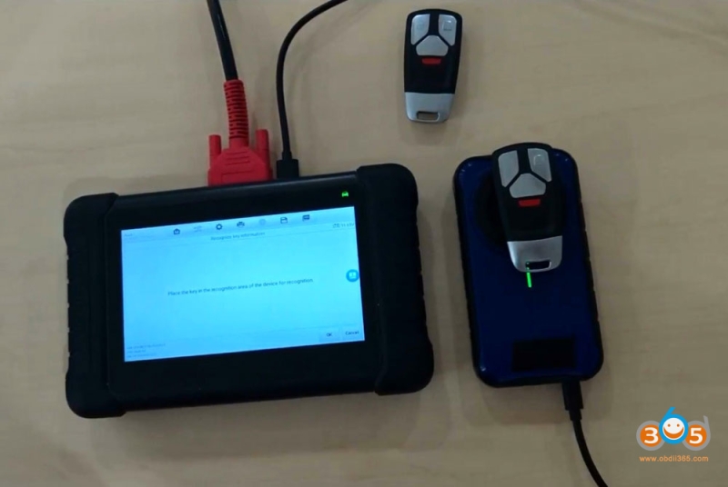 Autel IM508 IM608 Adds Audi MLB Key with APB300 Programmer