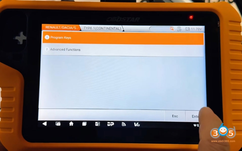 Program Renault Kwid 2023 Flip Key with OBDSTAR G3